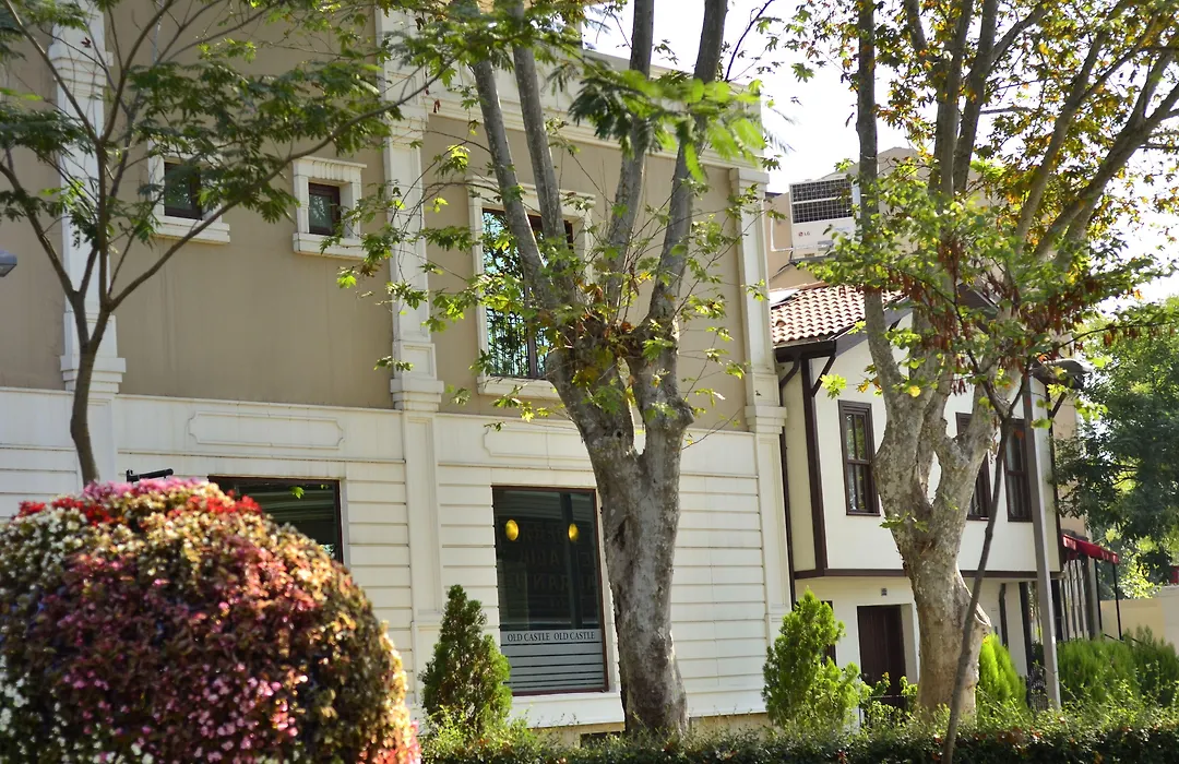 Ener Old Castle Resort Hotel-1